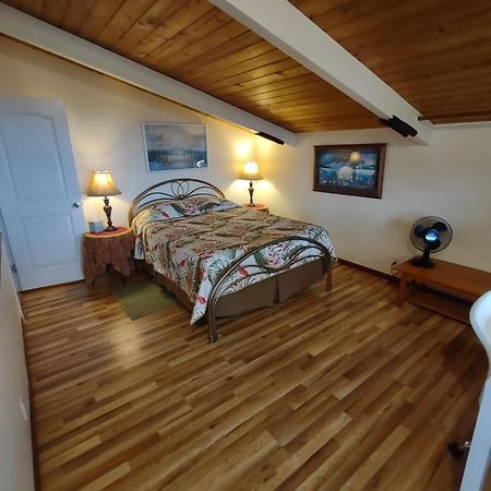 Banyan Tree Sanctuary Guest House Kalaoa Εξωτερικό φωτογραφία